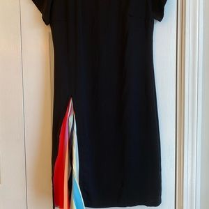 Scoop neck dress with multicolor kick panel